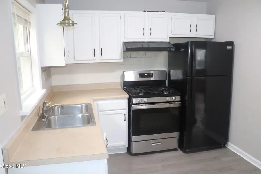 1 Holmes Court, Albany, NY 12209 - #2