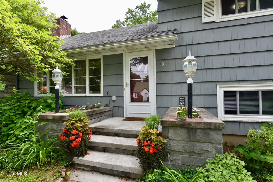 10 Eastland Avenue, Gloversville, NY 12078 - #2