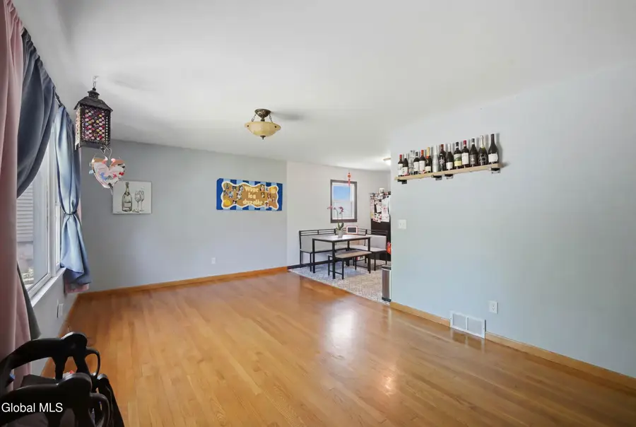 34 Mountainview Avenue, Albany, NY 12208 - #3