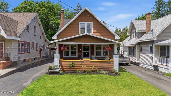 1155 Sumner Avenue, Schenectady, NY 12309