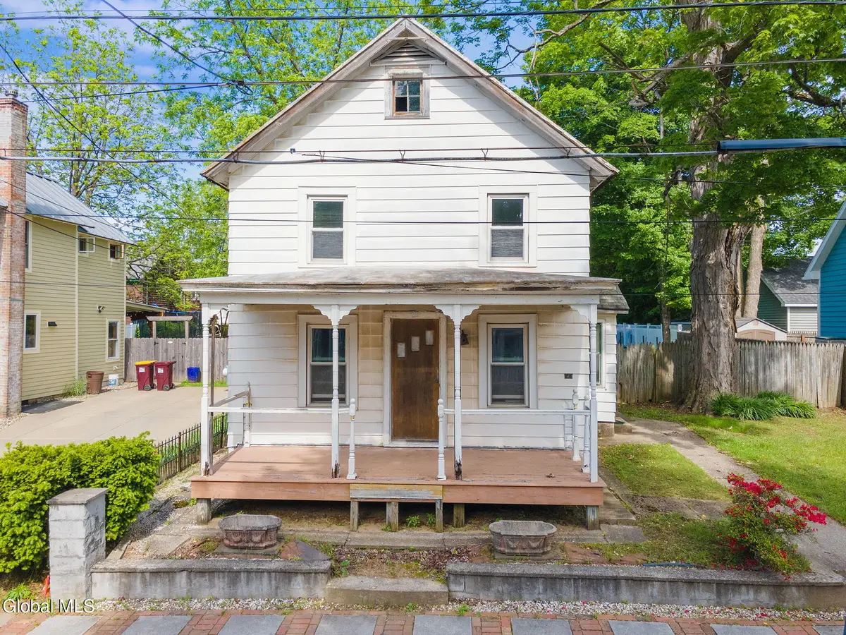 28 Warren Street, Saratoga Springs, NY 12866 - #1