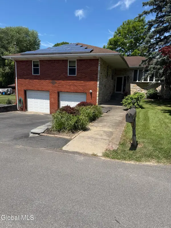 100 Huron Street, Albany, NY 12203