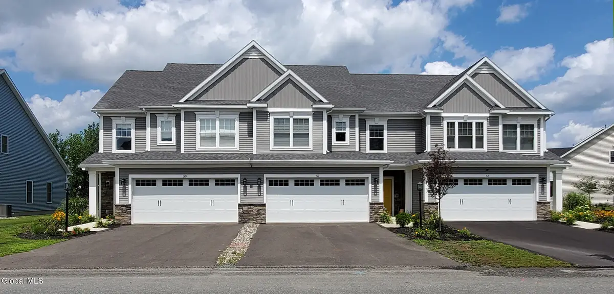 18 Priddle Lane, Colonie, NY 12110 - #1