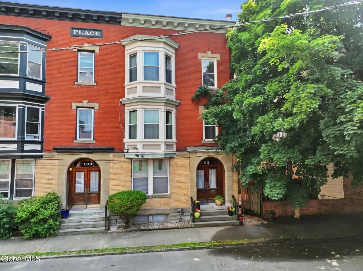 107 Washington Street, Troy, NY 12180 - #1