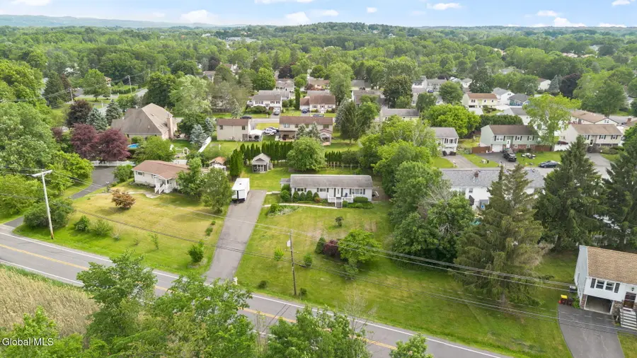 144 Haswell Road, Latham, NY 12110 - #2