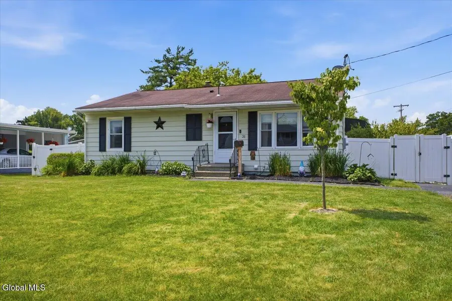 31 Maine Avenue, East Greenbush, NY 12144 - #2