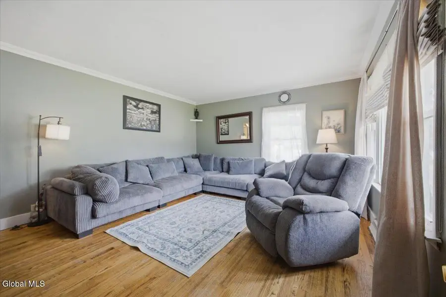 31 Maine Avenue, East Greenbush, NY 12144 - #3