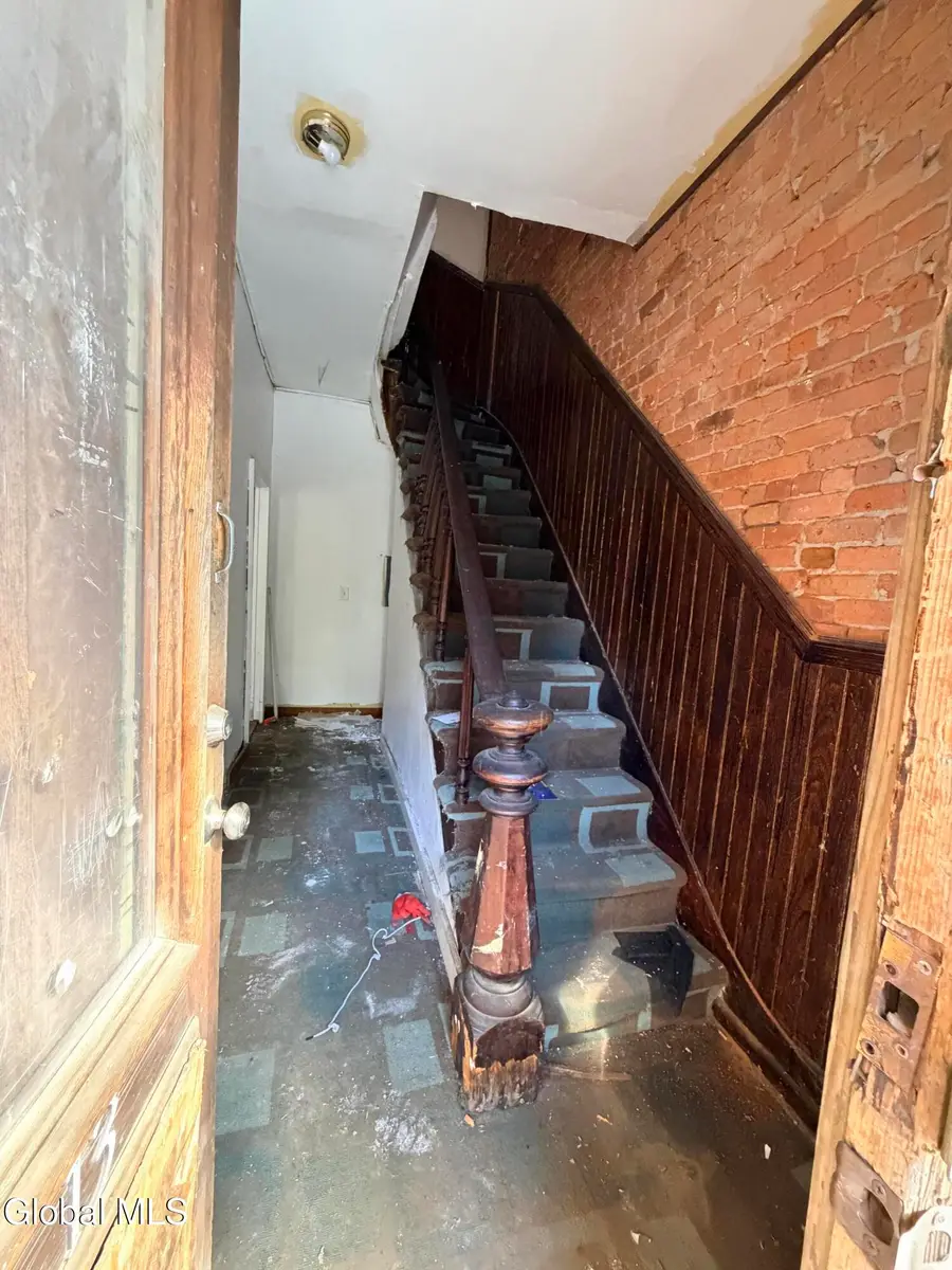 13 Lexington Avenue, Albany, NY 12206 - #3