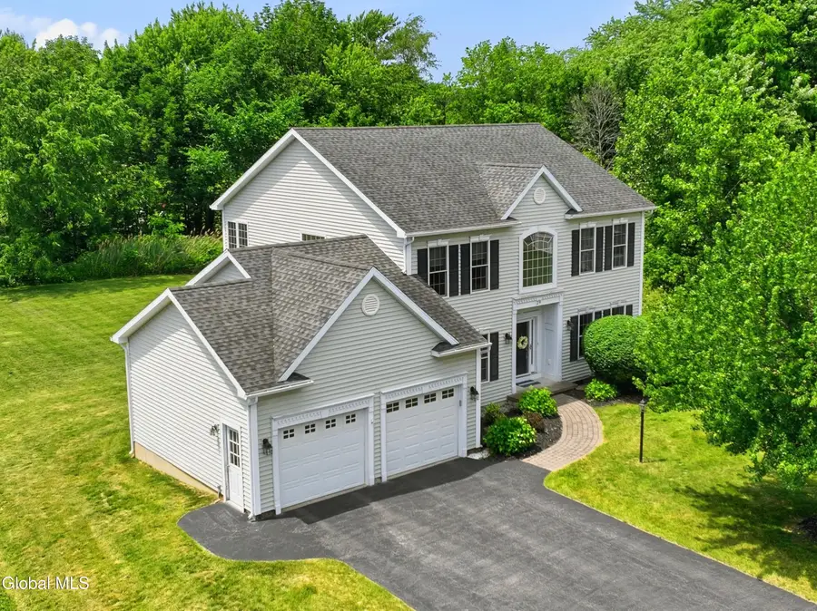 29 Heritage Court, Cohoes, NY 12047 - #3