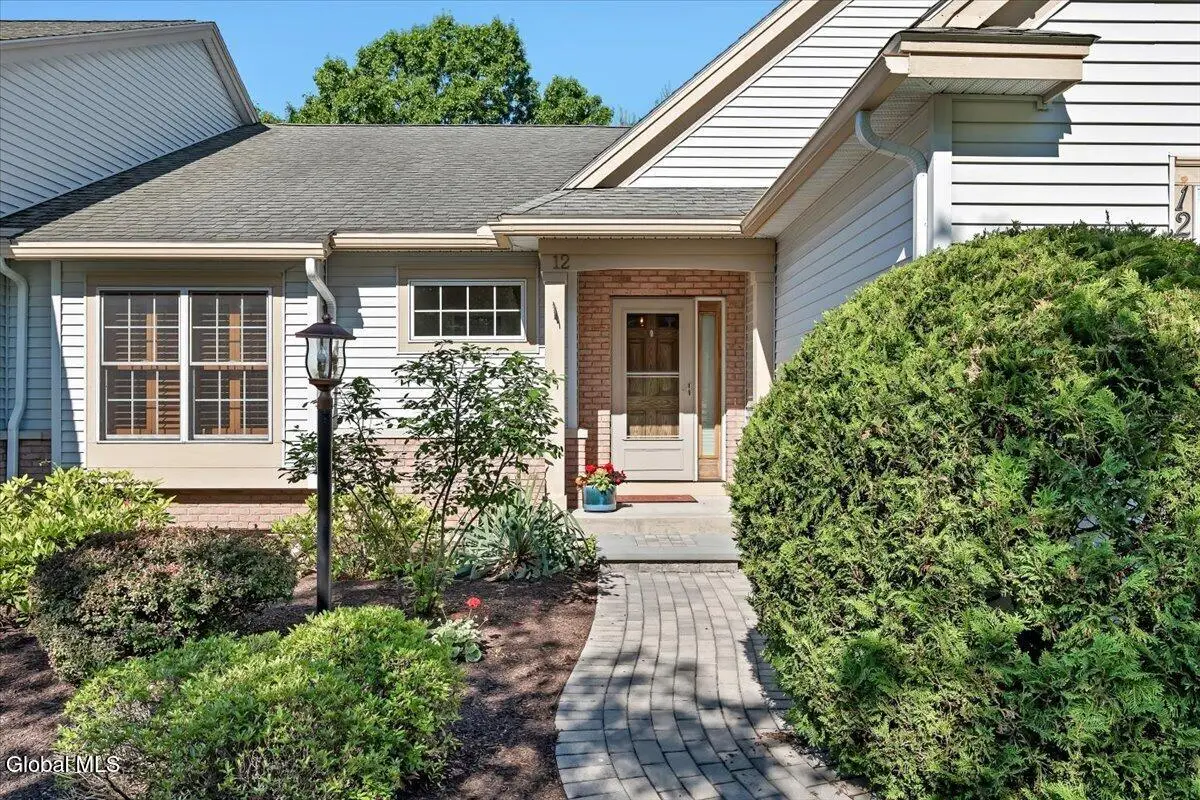 12 Camden Circle, Bethlehem, NY 12054 - #1