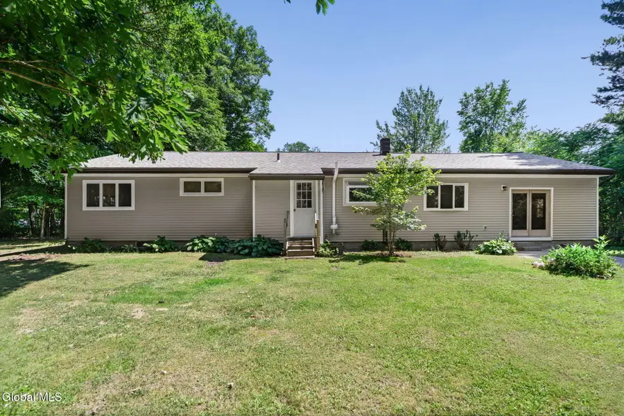 1141 Meadowdale Road, Guilderland, NY 12009 - #3