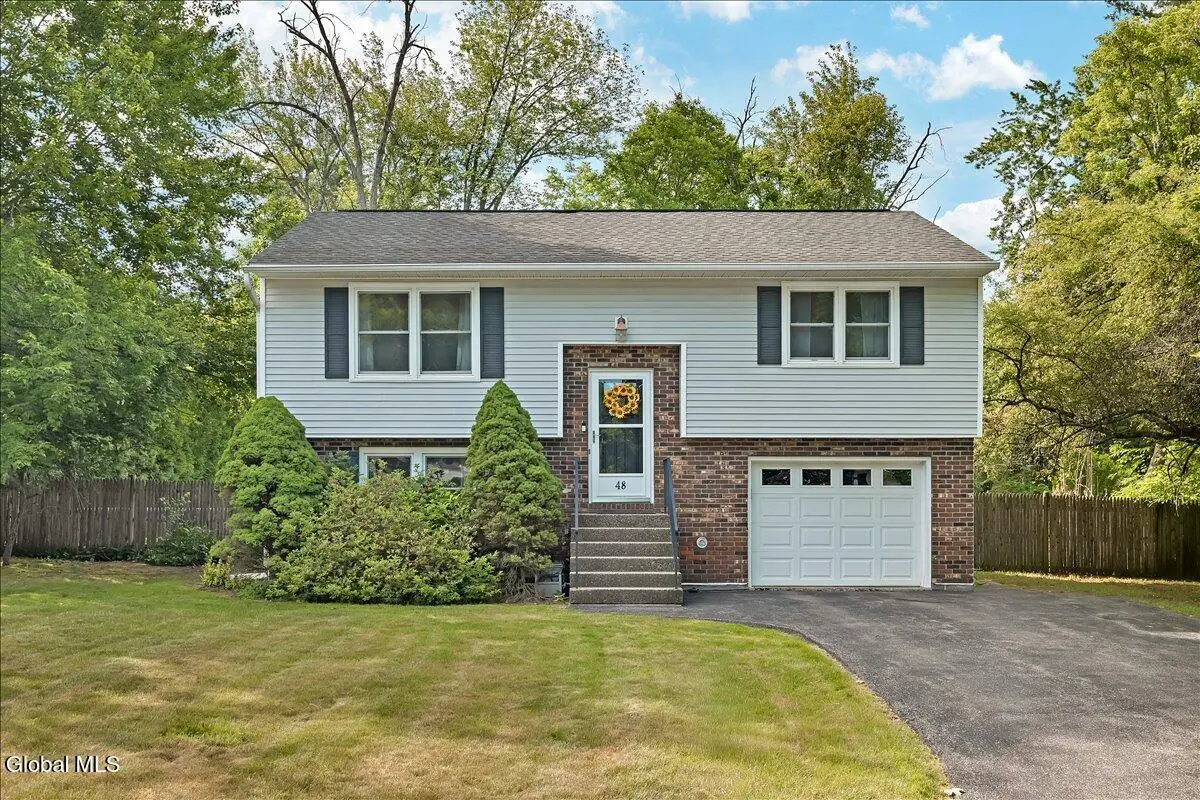 48 Berwyn Street, Colonie, NY 12304 - #1