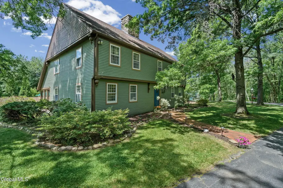 35 Lincoln Mall, Niskayuna, NY 12309 - #3