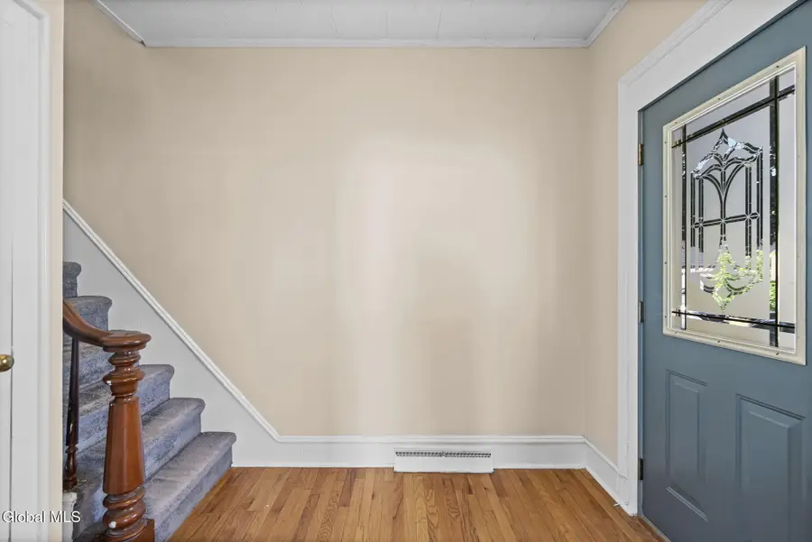 3 Ball Place, Watervliet, NY 12189 - #3