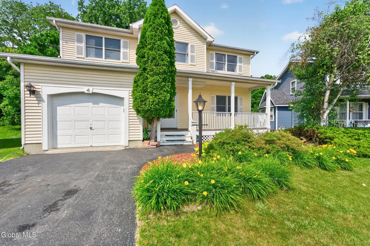 4 Cheshire Court, Albany, NY 12209 - #1