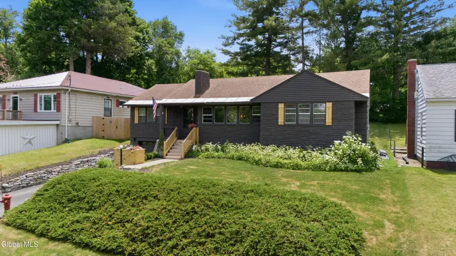 154 Montgomery Street, Canajoharie, NY 13317 - #2