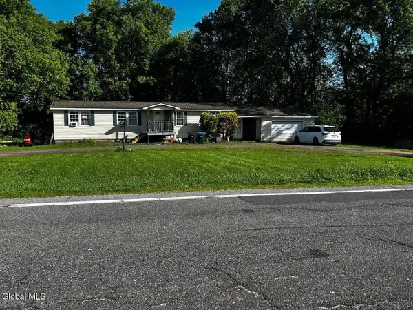 92 New York 37b, Massena, NY 13662
