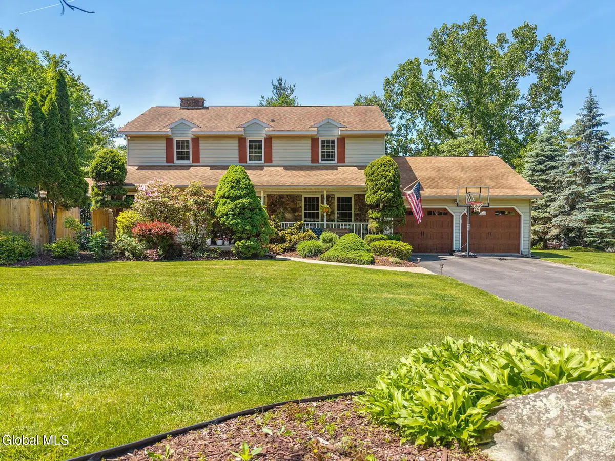 7 Hickory Lane, Averill Park, NY 12018 - #1