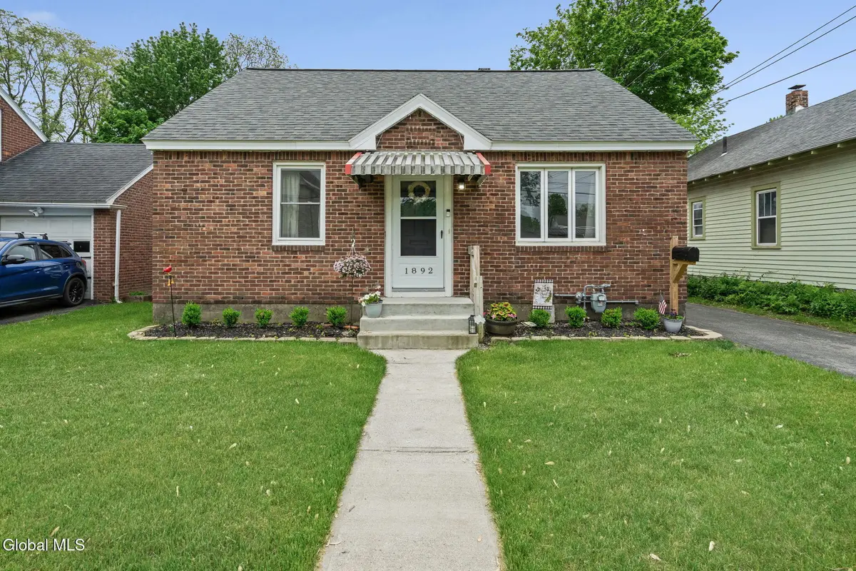 1892 Broad Street, Schenectady, NY 12306 - #1