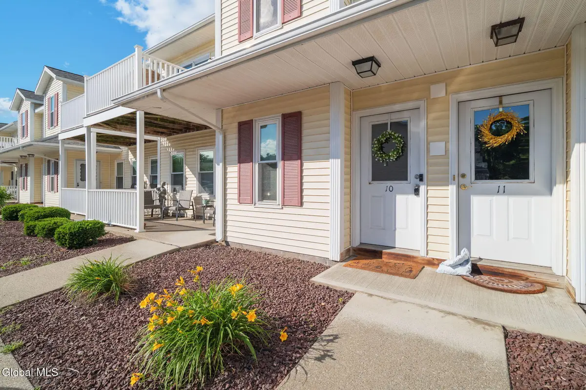 1710 Cambridge Manor Drive, Schenectady, NY 12302 - #1