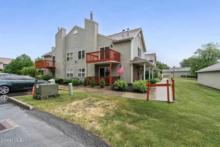 1200 Hillside Avenue #APT 401, Niskayuna, NY 12309 - #2