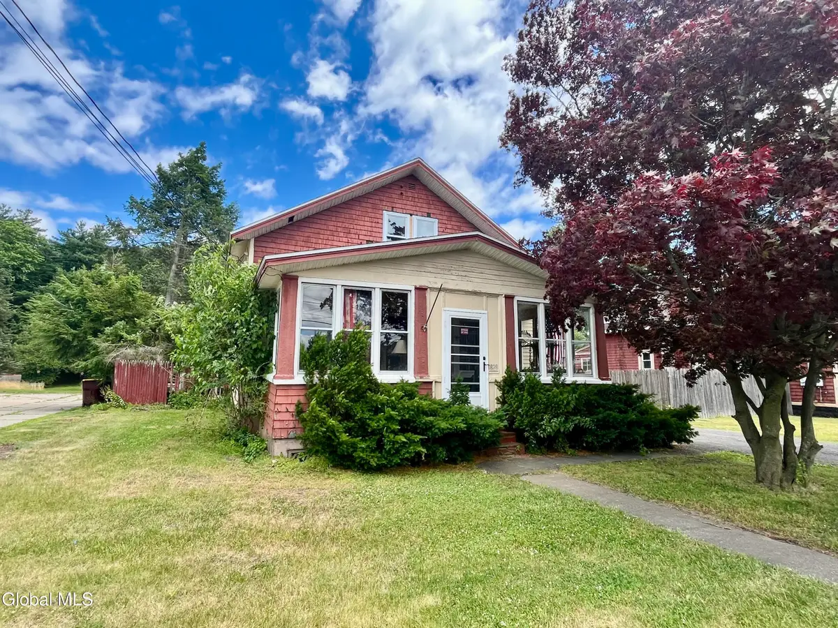 1828 Helderberg Avenue, Rotterdam, NY 12306 - #1