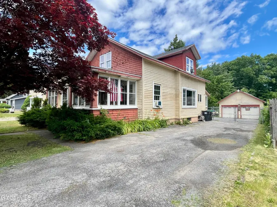 1828 Helderberg Avenue, Rotterdam, NY 12306 - #3