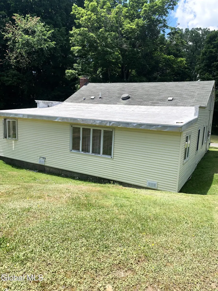 10 Dahl Way, Averill Park, NY 12018 - #2
