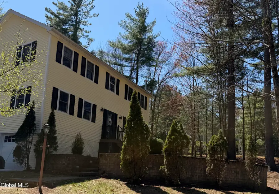 9 Amethyst Drive, Queensbury, NY 12804 - #3