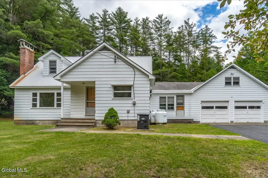 583 N Creek Road, Greenfield, NY 12833 - #2