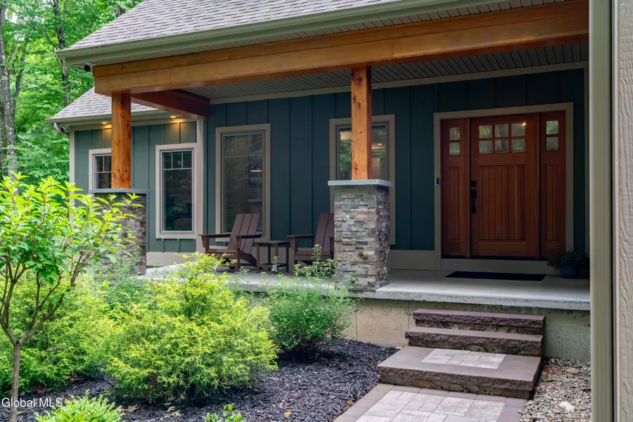 8 Caitlin Court, Saratoga Springs, NY 12866 - #2