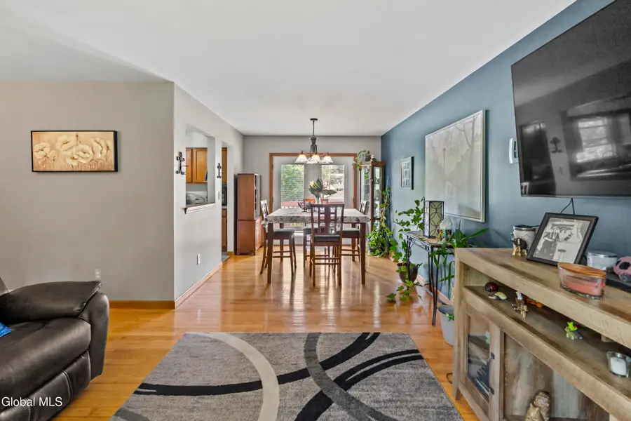 22 Altamont Avenue, Colonie, NY 12205 - #3