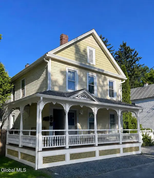 98 Walworth Street, Saratoga Springs, NY 12866