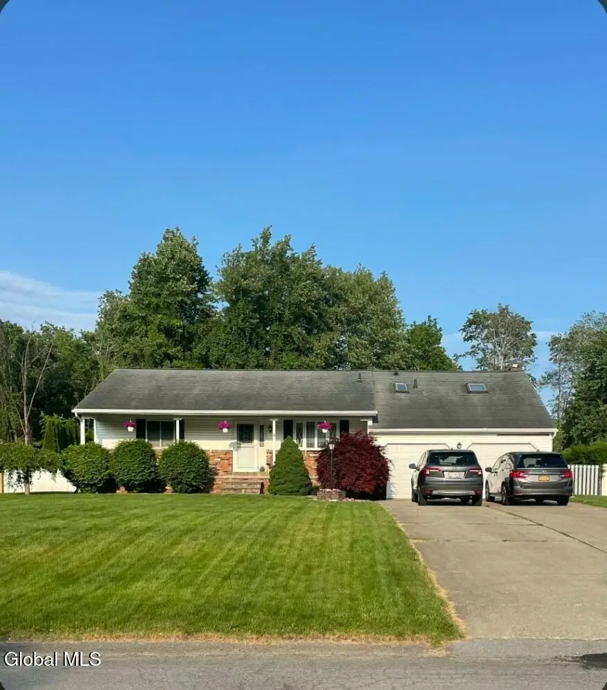 1016 Gates Drive, Rotterdam, NY 12306 - #1