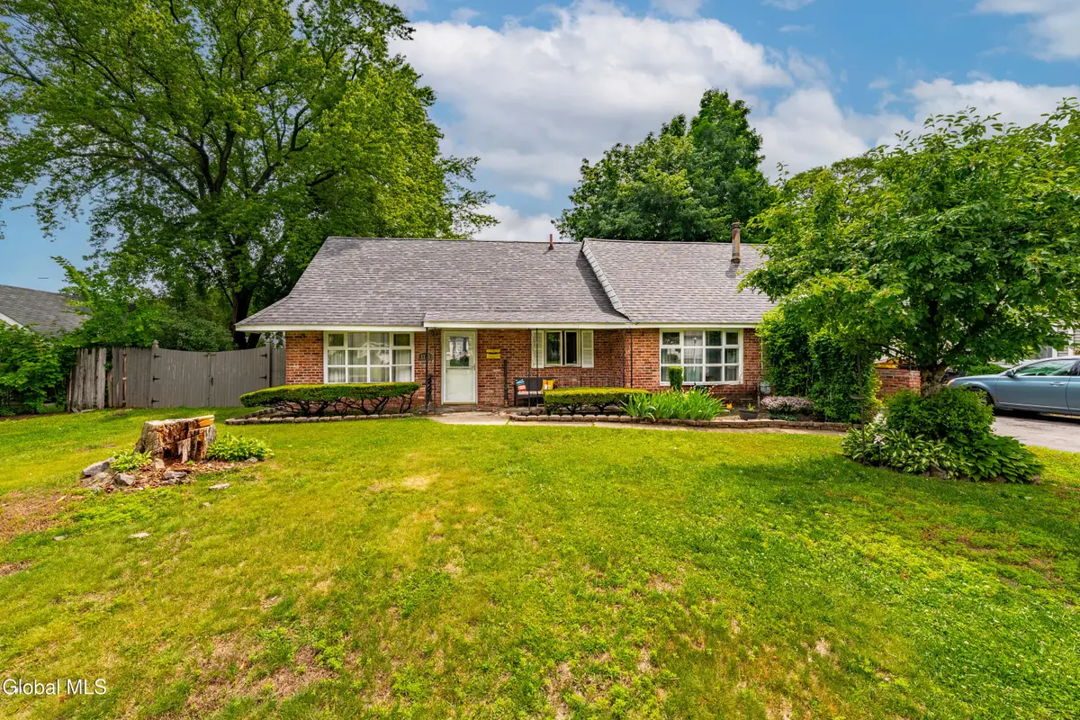 1156 Outer Drive, Rotterdam, NY 12303 - #1