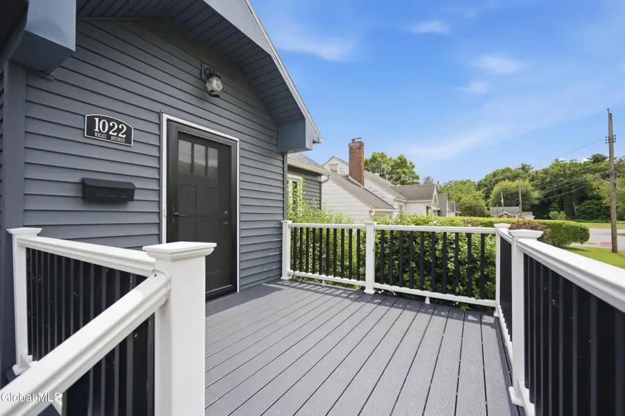 1022 Riggi Avenue, Rotterdam, NY 12303 - #2