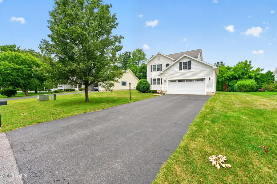 5 Carriage Way, Waterford, NY 12188 - #3