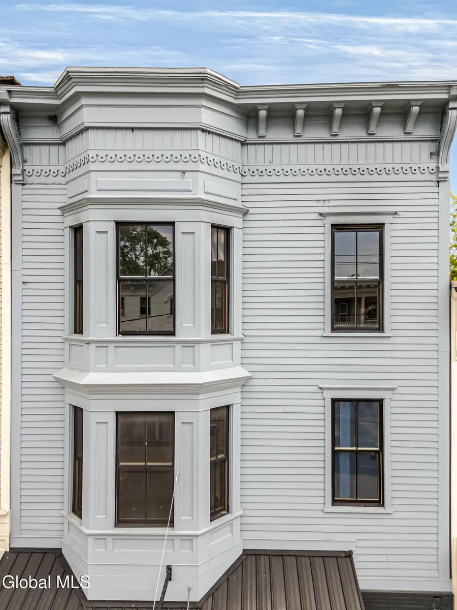 744 Warren Street, Hudson, NY 12534 - #2