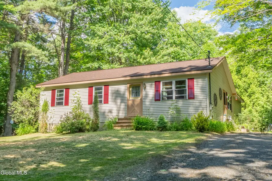 6010 Greens Corner Road, Galway, NY 12074 - #2