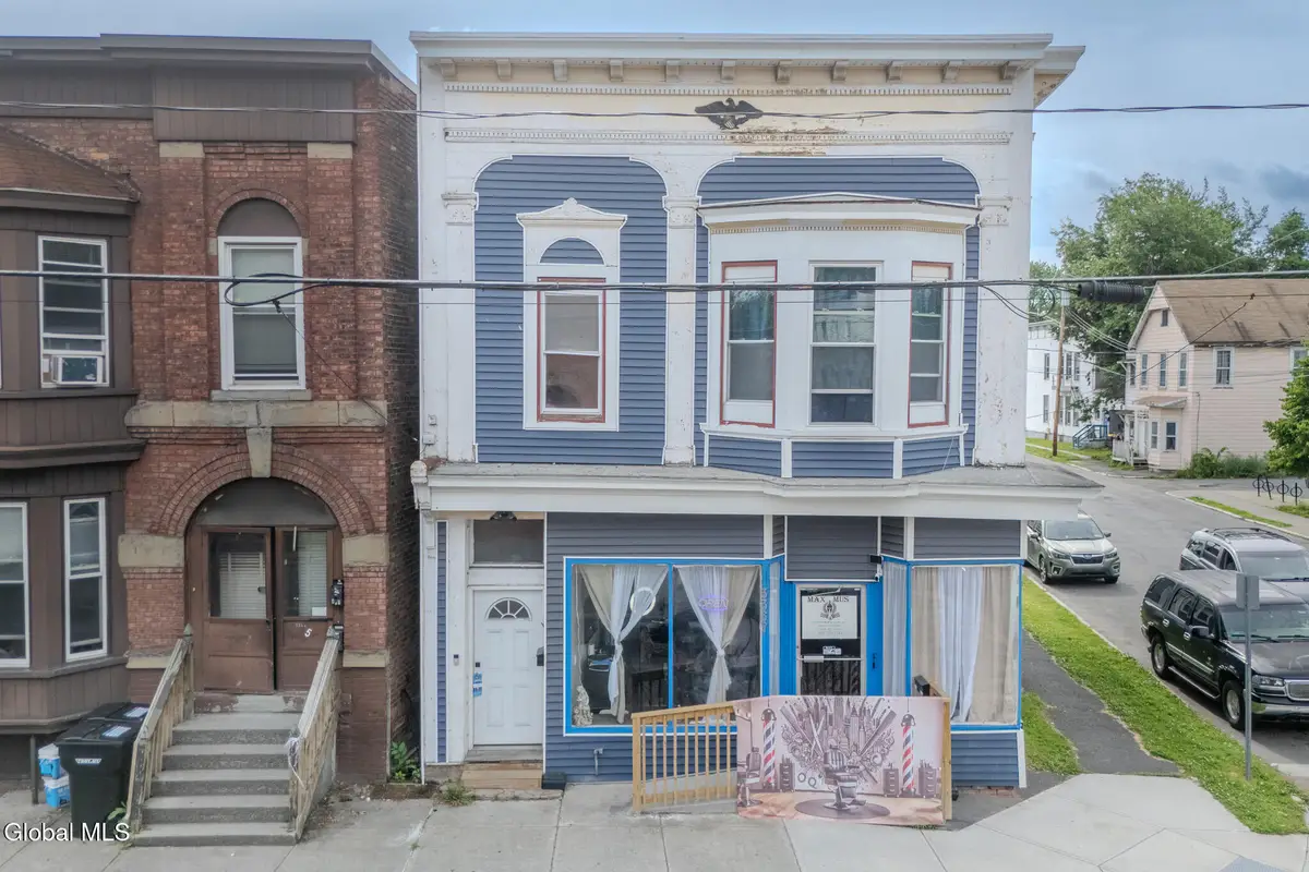 3367 6th Avenue, Troy, NY 12180 - #1