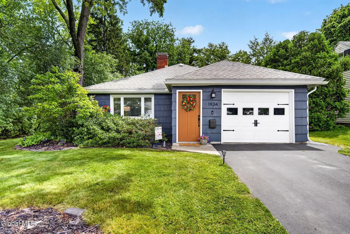1934 Clifton Park Road, Niskayuna, NY 12309 - #1