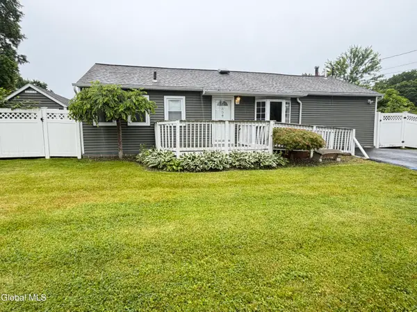 86 Jones Drive, Colonie, NY 12309