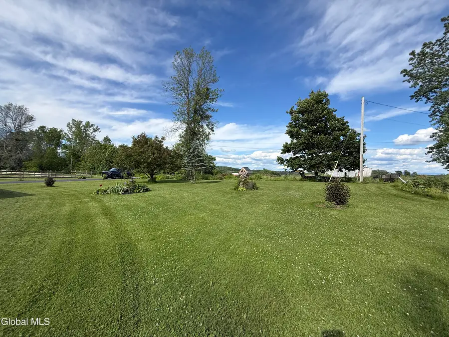 50 W Starbuck Lane, Fort Ann, NY 12827 - #2