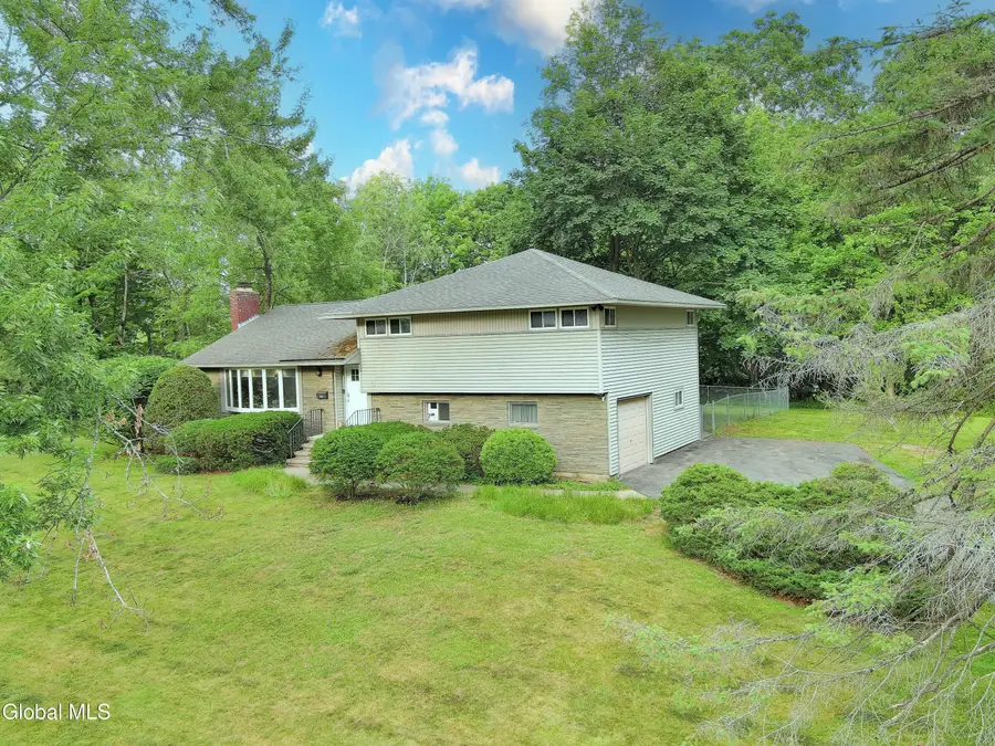 1278 Hawthorn Road, Niskayuna, NY 12309 - #2