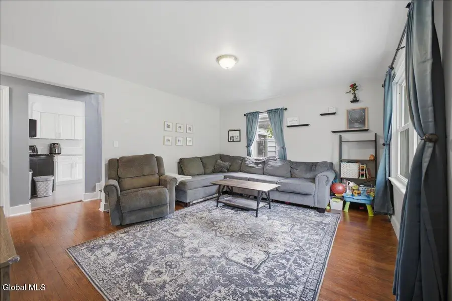 9 Sumter Avenue, Westmere, NY 12203 - #3