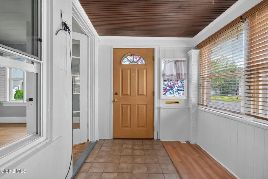 24 Maplewood Avenue, Albany, NY 12205 - #3