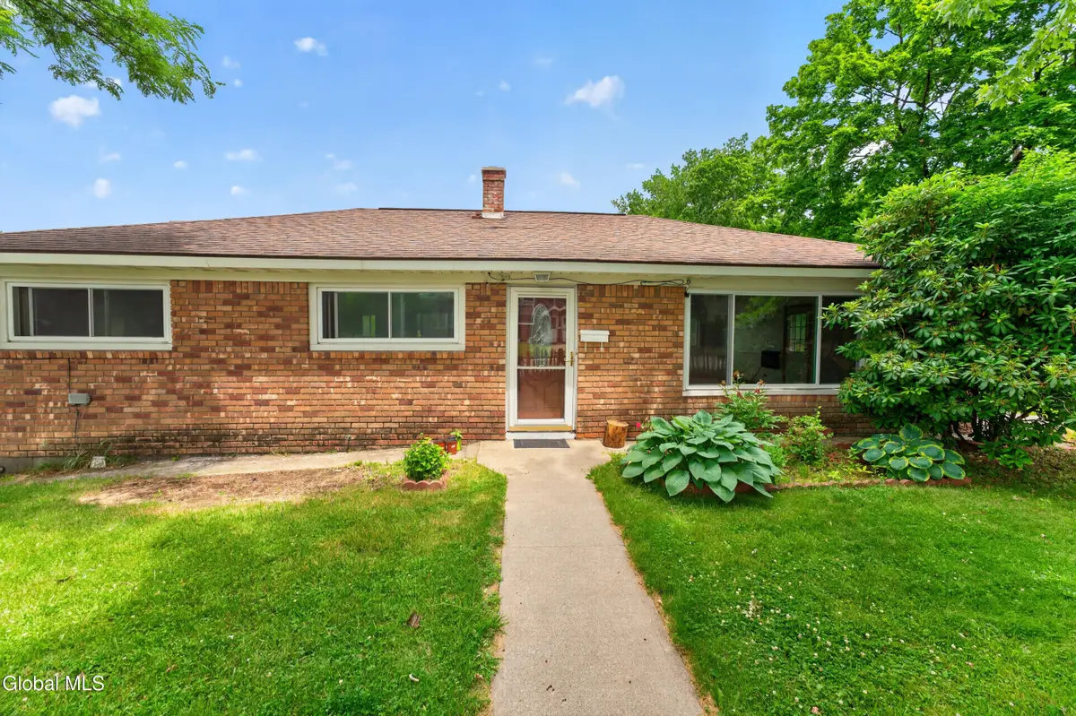 37 Marwill Street, Albany, NY 12209 - #1