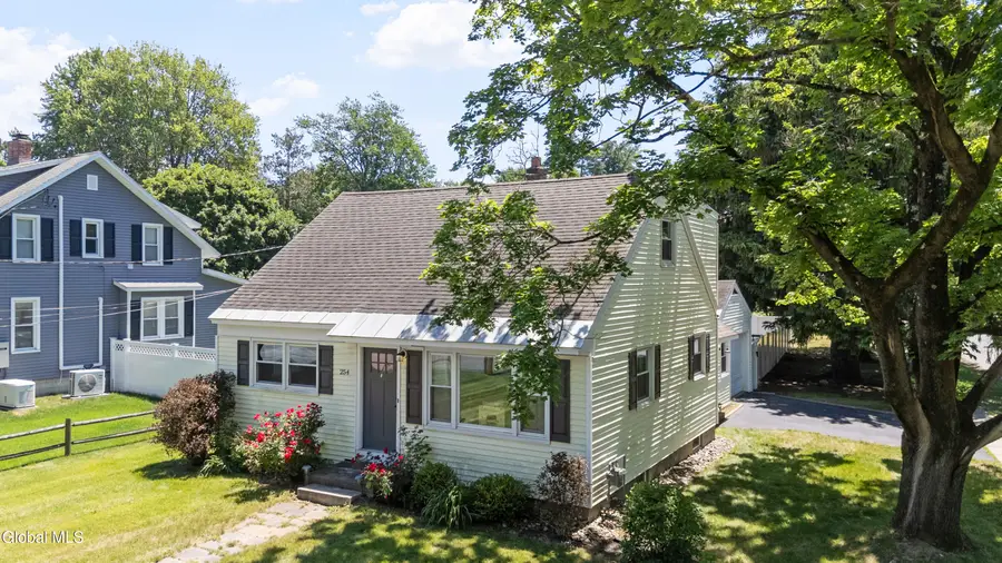 254 Kenwood Avenue, Bethlehem, NY 12054 - #2