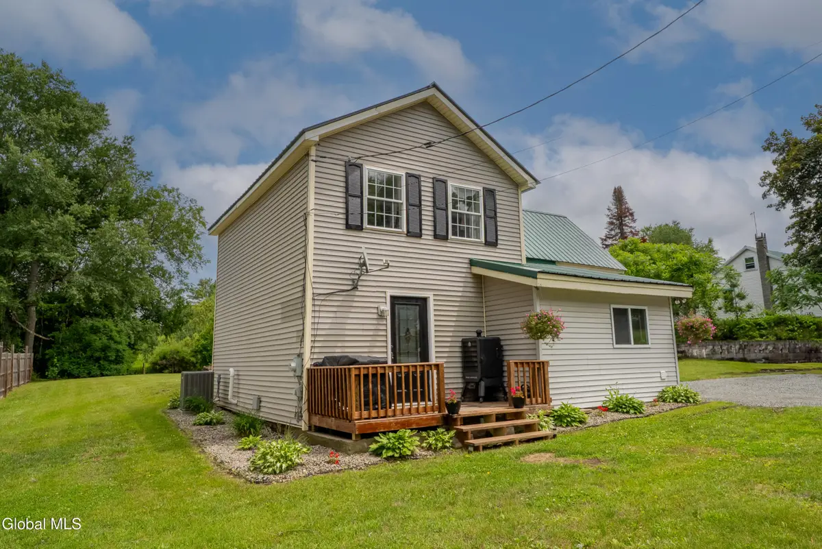 462 County Highway 122, Gloversville, NY 12078 - #1