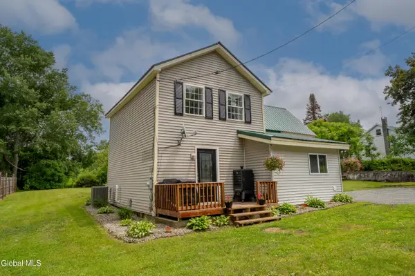 462 County Highway 122, Gloversville, NY 12078